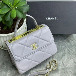 Velmora Classic Shoulder Bag – Noir Signature Edition ( Chanel )