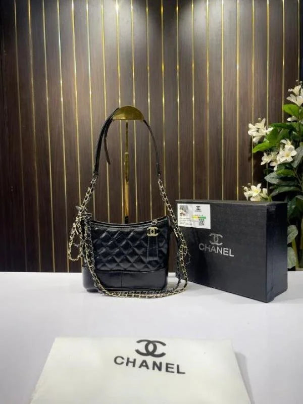 Velmora Small Hobo Shoulder Bag – Noir Luxe Edition ( Chanel )