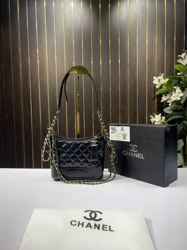 Velmora Small Hobo Shoulder Bag – Noir Luxe Edition ( Chanel )