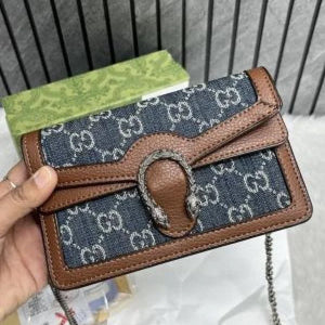 Velmora Dionysus Mini Bag – Signature Chain Luxe Edition