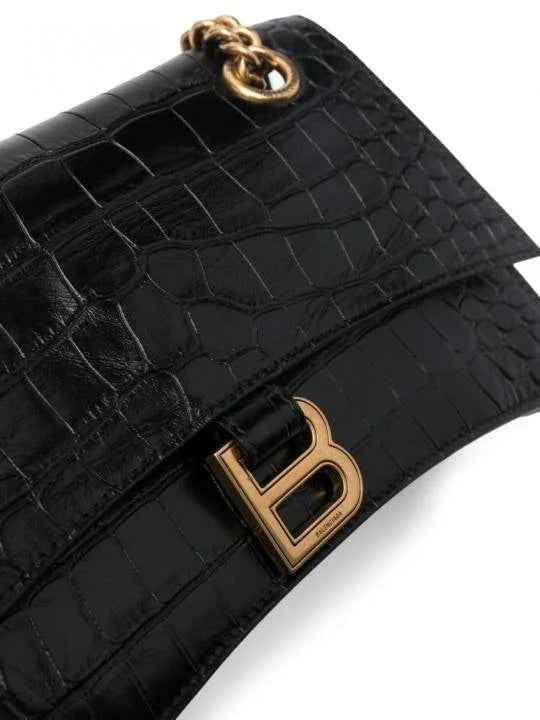 Velmora Crush Chain Bag – Embossed Noir Signature Edition