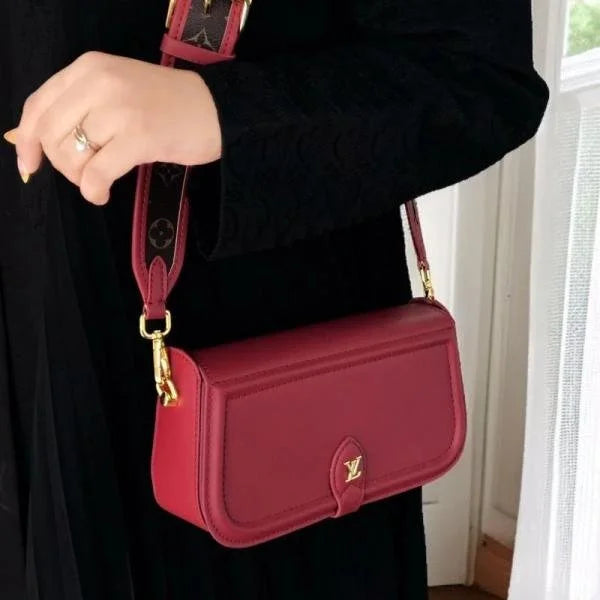 Velmora Officer Pochette Bag – Rouge Red, Premium Edition ( LV )