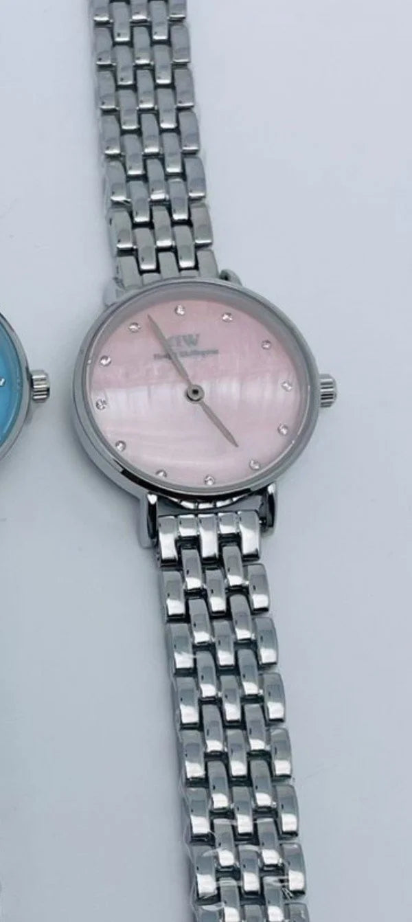 Velmora Classic Women’s Watch – Minimal Luxe Edition ( DW )