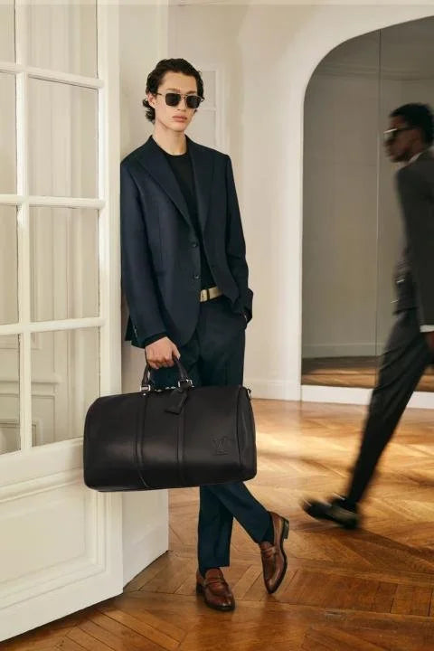 Velmora Keepall Bandoulière Duffle Bag – Black 686 (Louis Vuitton) - Velmora