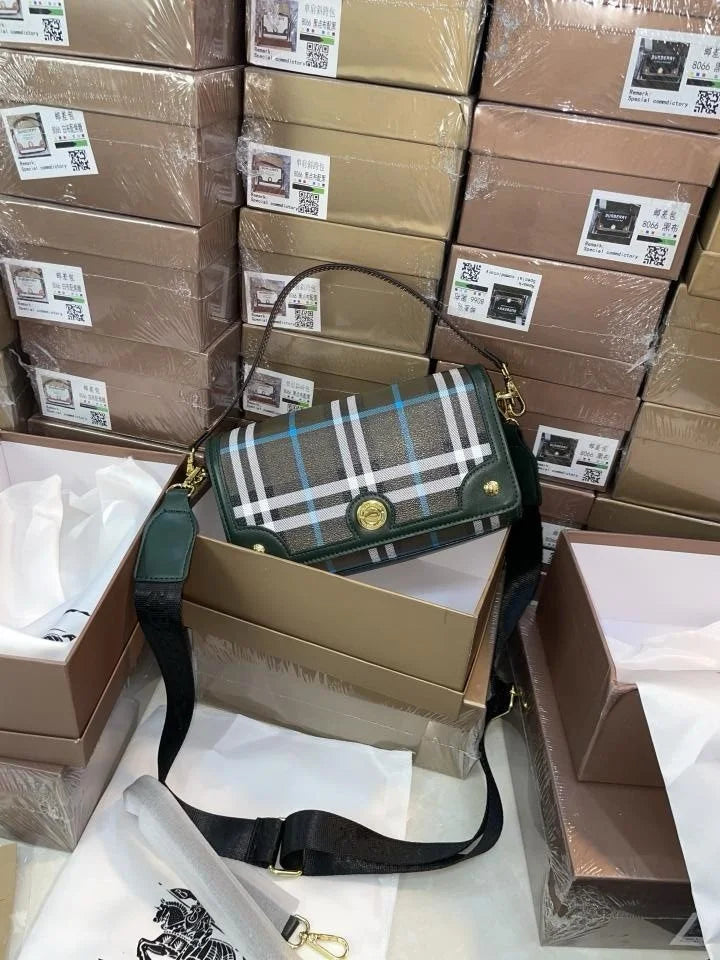 Velmora Vintage Logo Handbag – Heritage Luxe Edition ( Burberry )