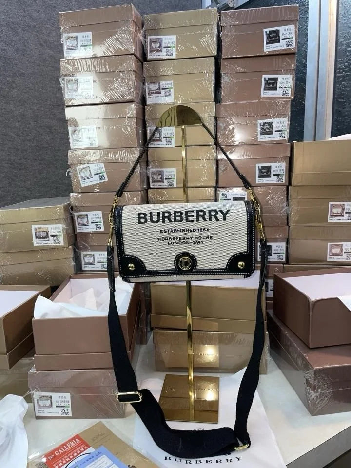 Velmora Vintage Logo Handbag – Heritage Luxe limited Edition ( Burberry )
