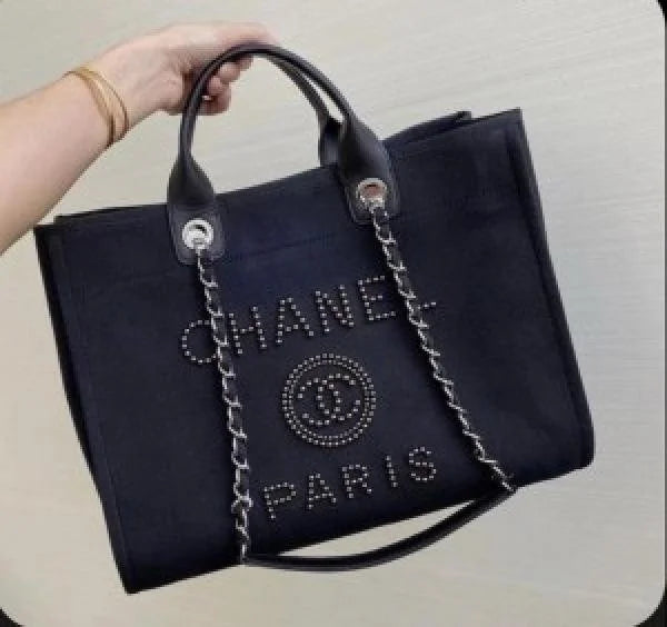 Velmora Pearl Tote Bag – Noir Luxe Edition ( Chanel )